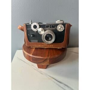 Vintage Argus C3 Rangefinder Camera w/ Original Leather Case / Untested
